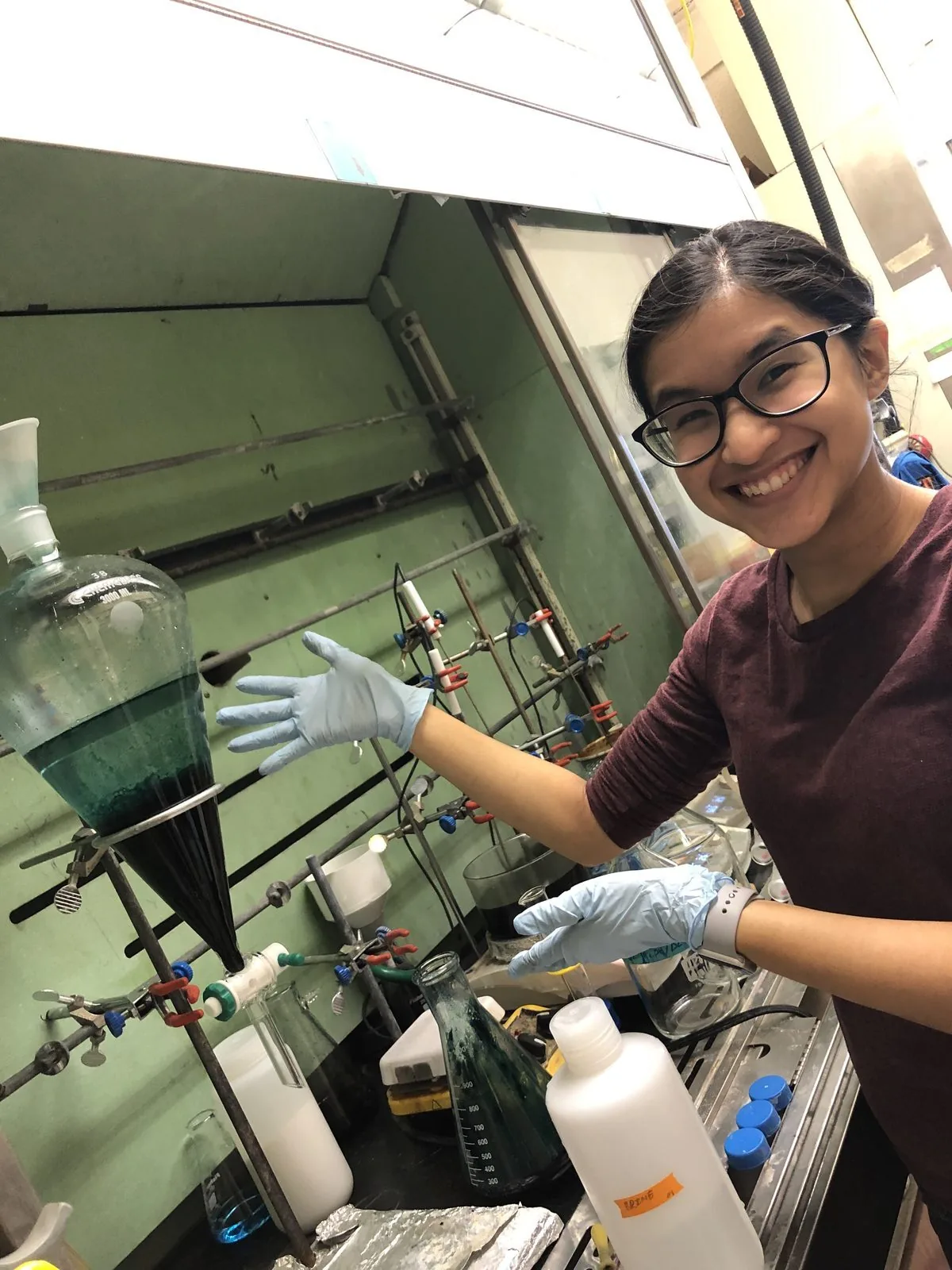 Chelsea working in the chemistry lab during her PhD